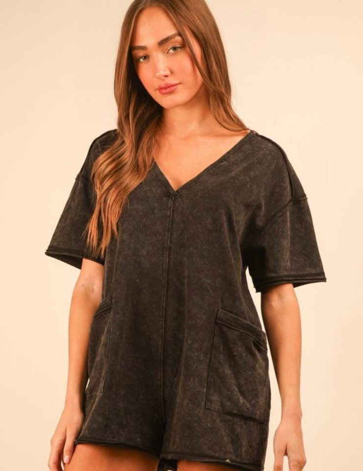 OVERSIZED T-SHIRT ROMPERS