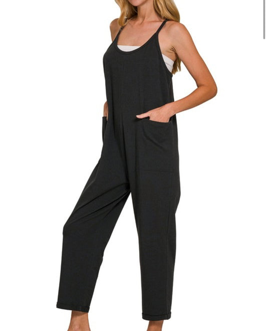 BLACK POCKET ROMPER